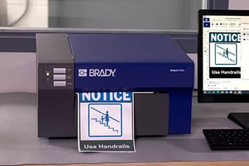 Impresora de etiquetas a color BradyJet J4000