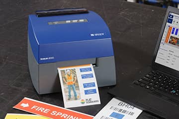 Impresora de etiquetas a color BradyJet J2000